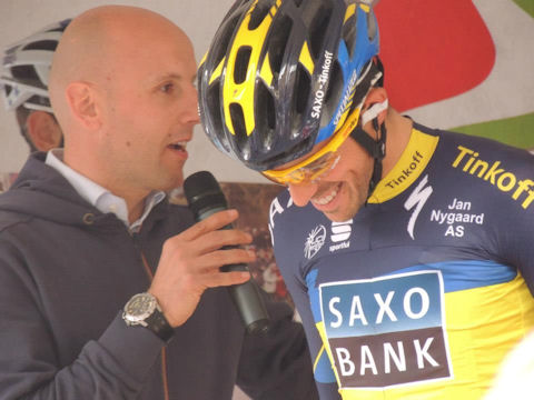 Pleasantries pre-stage