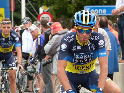 Contador rolls out for Stage 3 of the Eneco Tour
