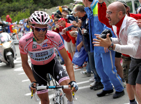 Alberto gets a few more seconds on Zoncolan